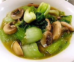 青菜炒蘑菇  #宝宝都爱吃的拿手绝活#的做法