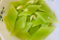 清炒莴笋的做法
