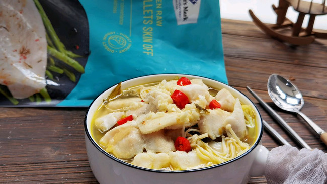 #中秋节还可以这么过#金汤酸菜龙利鱼片的做法