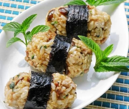 剩菜剩饭捏成团的做法