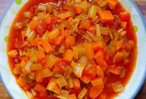 素炒胡萝卜芹菜西红柿叮的做法