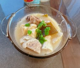 海带排骨山药豆腐汤的做法