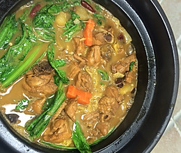 砂锅炖鸡肉的做法