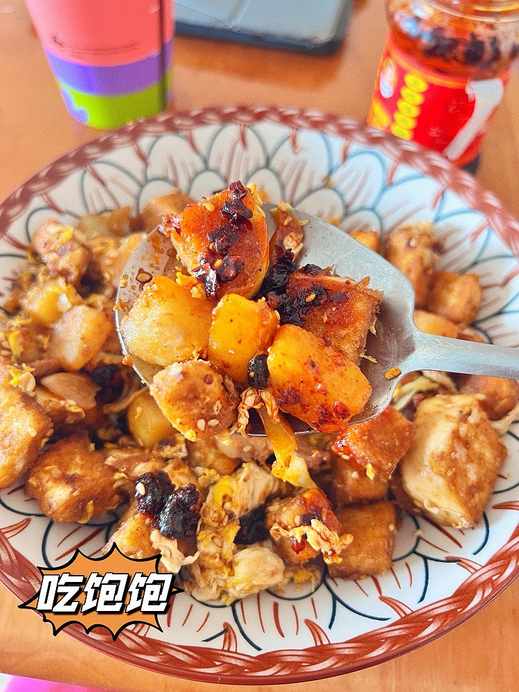 吃不完的剩馒头这样做 炒馒头的做法
