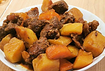土豆炖牛肉的做法