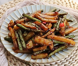 土豆烧豆角的做法