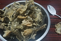 酥炸鱼皮的做法