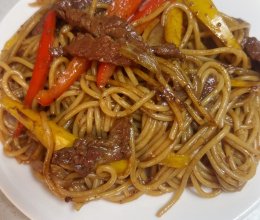 黑椒牛柳意面的做法