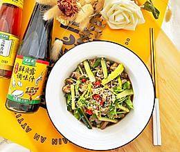 鲜贝露春日尝鲜：凉拌青瓜鸡胗，最好吃的餐前小菜的做法