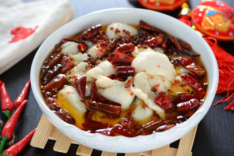 年夜饭年年有余-香辣沸腾鱼（龙利鱼零失败版）的做法