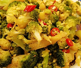 凉拌西兰花！！！的做法