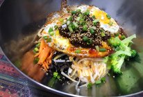 香辣牛肉酱版韩式拌饭的做法