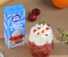 #车厘子自由行#假期在家自制美味的车厘子奶油气泡饮品～的做法