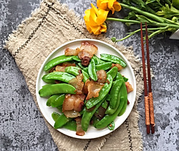 香辣腊肉炒荷兰豆#精品菜谱挑战赛#的做法