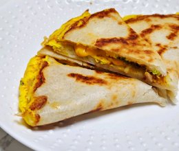 鸡蛋培根芝士发面饼的做法