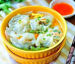 怎样包皮薄馅鲜的弹牙大馄饨——煮一锅富含天然抗生素的美味馄饨的做法