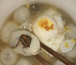 甜酒鸡蛋汤圆的做法