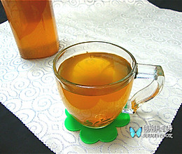 养肝饮:蜂蜜百花茶的做法