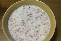 桃胶煮牛奶的做法