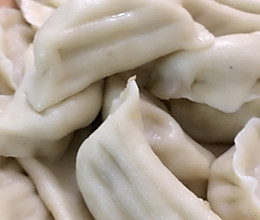 韭黄肉饺子的做法