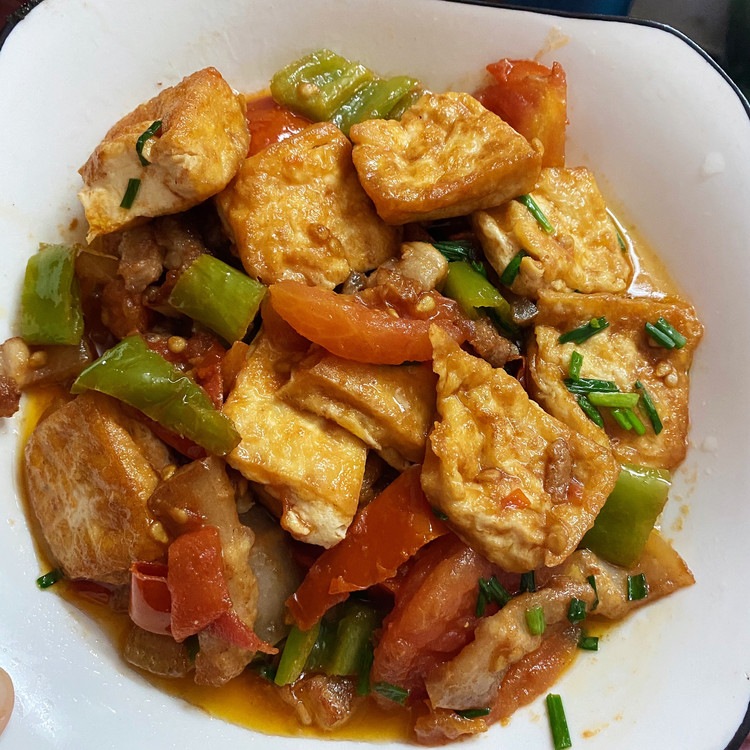 家常版番茄煎豆腐的做法