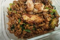 豆豉鲮鱼炒饭的做法