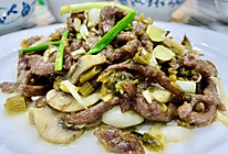 #零腹担吃夜宵# 零腹担的咸菜蘑菇炒牛肉的做法