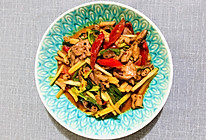 下饭神器：川菜爆炒鸡杂的做法