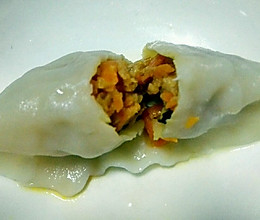 胡萝卜香菇猪肉馅饺子的做法