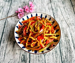 #吃出健康，解决假胖#甜椒炒肉的做法