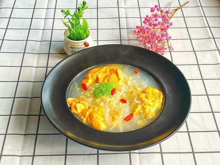 虾皮萝卜蛋汤的做法