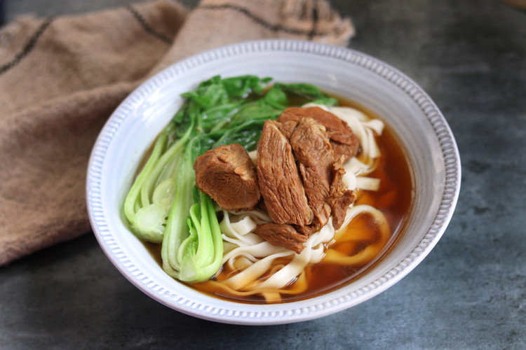 牛肉面的做法