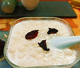 云南菜～玫瑰奶白酒小汤圆的做法