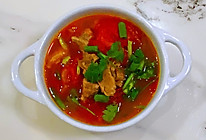 【孕妇食谱】西红柿炖牛腩，牛肉酥烂，汤汁酸甜可口的做法