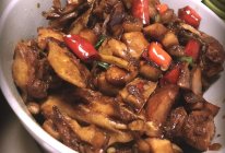 杏鲍菇焖土鸡的做法
