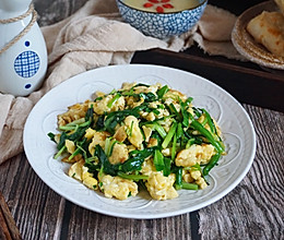 补肾健脾韭菜炒鸡蛋 简单快手家常菜#网红美食我来做#的做法