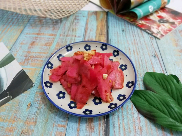 凉拌白萝卜皮的做法