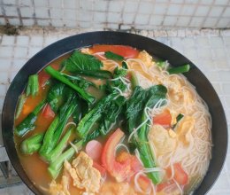 西红柿鸡蛋面的做法