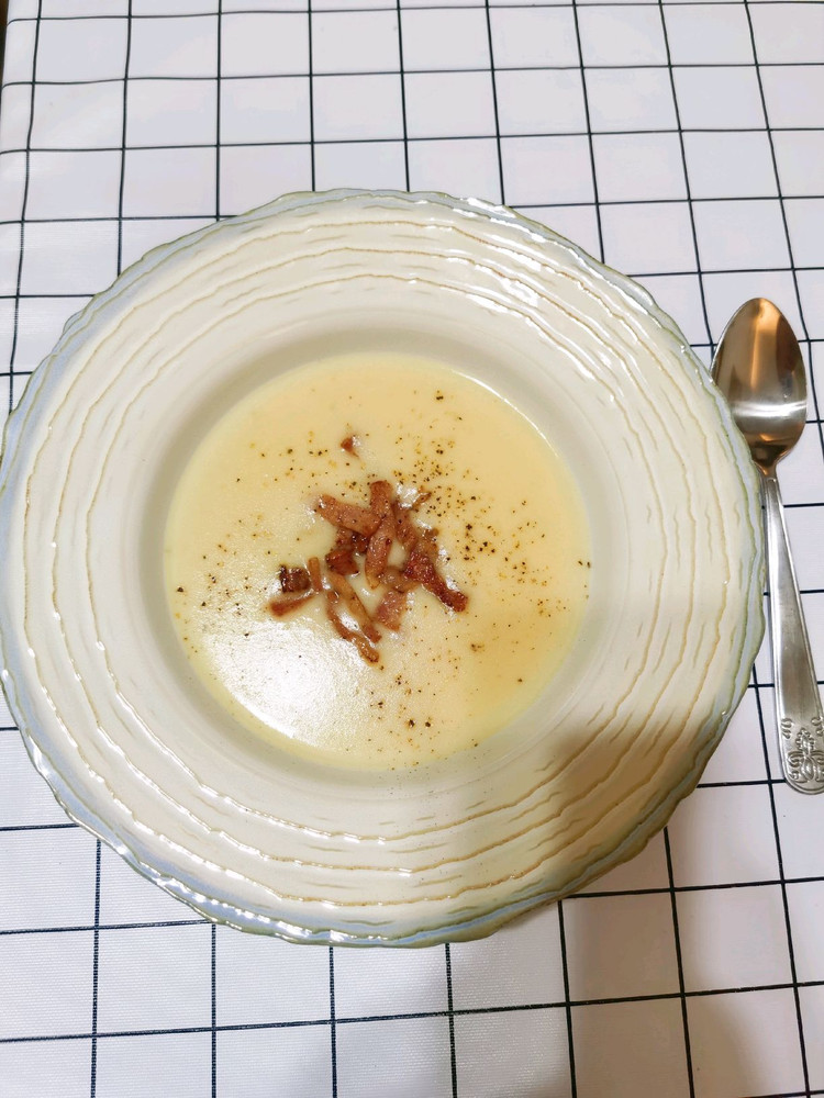 培根土豆奶油浓汤的做法