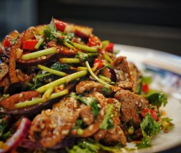 凉拌牛肉｜秘制料汁（拌鞋垫儿都好吃的那种）｜超级详细的做法