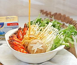 蒜香黄油鲜虾锅物#奶香四溢 暖锅佳味#的做法