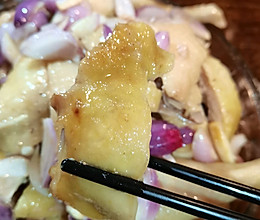 红葱头沙姜粉咸鸡的做法