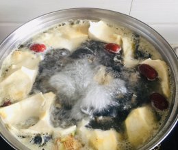 「水哥出品」榴莲炖乌鸡的做法