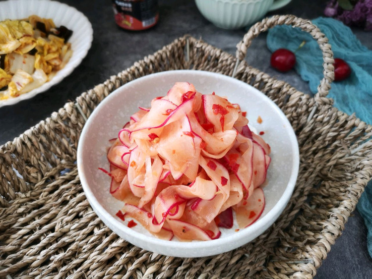 凉拌水萝卜的做法