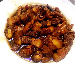 鱿鱼干红烧肉的做法