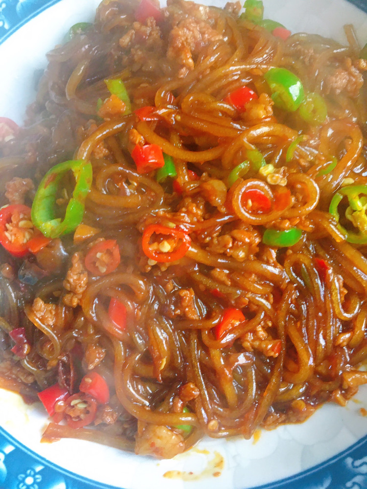 肉末粉条（蚂蚁上树）的做法
