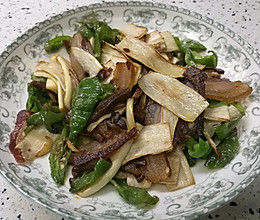 茭白炒腊肉的做法