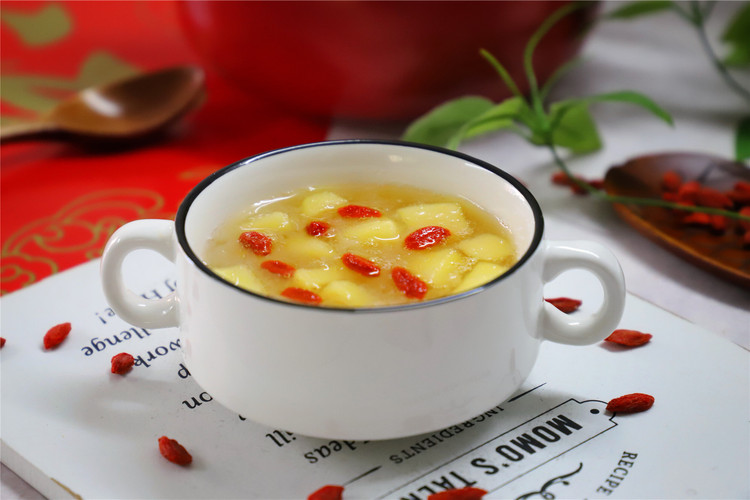 润肺去燥,美容养颜的苹果银耳羹的做法