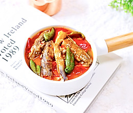 #就是红烧吃不腻！#番茄啤酒炖光鱼的做法