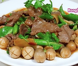 粤菜：草菇鲍鱼汁炒牛肉的做法
